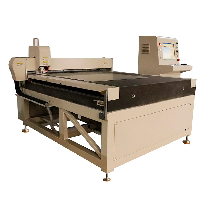 液晶玻璃切割机要求精度多少?